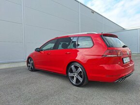 Volkswagen Golf  R Variant - 4