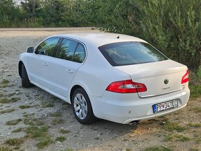 Skoda Superb Ambiente 2.0 TDI 103kw manual diesel - 4