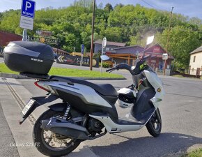 Predám scooter Keeway 125  r.v.2017 - 4