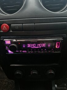 Kenwood KMM 125 USB - 4