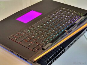 Herný notebook ALIENWARE | GTX 1070 8GB | ZÁRUKA | 16GB - 4