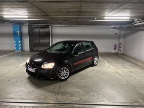 Predam Volkswagen Golf V 2.0 FSI 110KW - 4