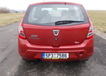 Dacia Sandero 1,2 55kw 68 000km benzín manuál 55 kw - 4