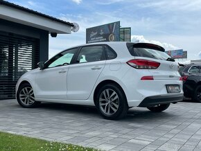 Hyundai i30 1.6 CRDi M6, r.v.: 2020 - 4