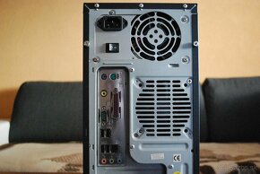 PC s procesorom AMD Athlon 64 - 4