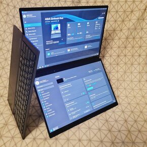 ASUS Zenbook Duo 2024 (UX8406M) - 4