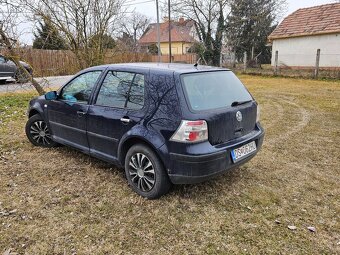 Predám Golf 4  1.4 v16 , Benzin 55 kw - 4