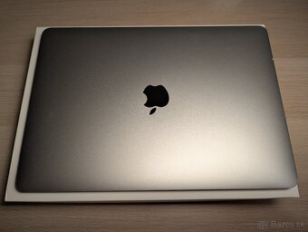 MacBook Pro 13 i7 16GB 512GB - 4