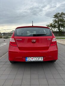 Predám HYUNDAI i30 - 4