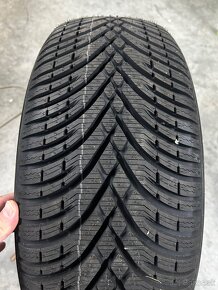 215/55R17 Zimný plášť BFGoodrich - 4