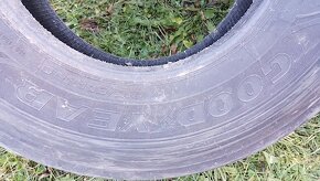 315/80R22,5 - 4