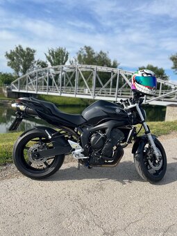 Yamaha Fazer 600 - 4