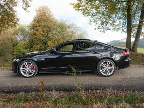 Jaguar XF 3.0 V6 - 4