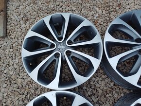 org.hlinikové disky-Nissan Qashqai--61/2Jx18-ET-40--5x114,3 - 4