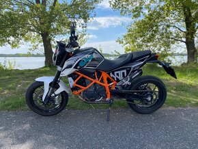 KTM DUKE 690 - zimná cena - 4