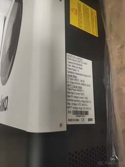 Predám jednofázový hybridný menič SAKO Sunpolo 8kW (AXPERT.. - 4