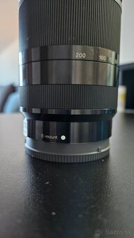 Sony E 18-200mm f/3,5 - 6,3 APS-C - 4