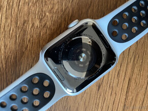 Apple Watch 4 Nike - 4