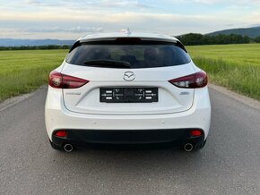 Mazda 3 2.0 benzín Skyactiv 88KW  M6. 105 000km - 4