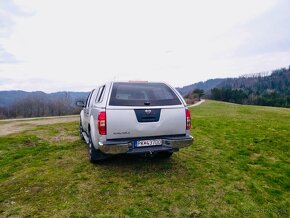 Nissan Navara D40 2,5 dCi Double Cab - 4