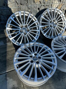 ✅5x112 r18 audi original  stredova diera 66 - 4