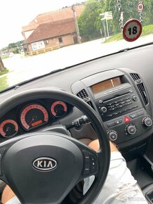 Kia Ceed 1.4 Cvvt benzin 77kw - 4