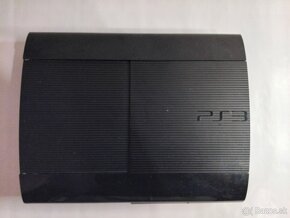 PS3 Super Slim 500GB + 2 ovládače + 4 hry - Skvelý stav - 4