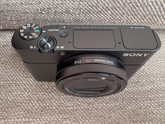 Sony Cyber-Shot DSC RX100 III - 4