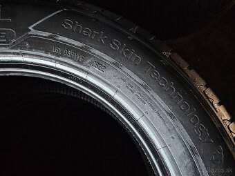 235/55 R17 99V Uniroyal Rain Sport 5 - 4