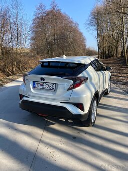 Toyota C-HR 1.8 hybrid - 4