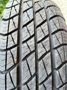 Predám koleso 245/70 R16 - 4