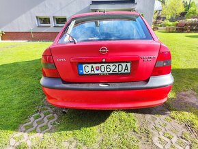 OPEL VECTRA  B 1.8 16v - 4