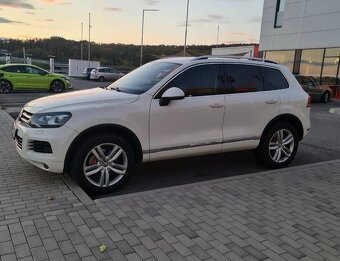 Touareg 4,2 TDI rok 2011 Top Výbave - 4