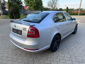 Skoda Octavia RS 2.0TDI DSG - 4