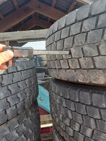 Nákladné pneumatiky 315/70 r22,5 - 4