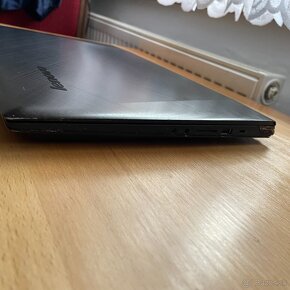 Lenovo IdeaPad Y50-70 - 4