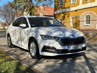 Škoda Octavia IV 1.5 TSI - 4