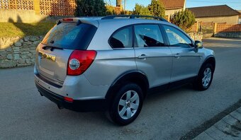 Chevrolet Captiva 2.0 VCDi 110kw 4x4 r.v.2010 Kupene SR - 4