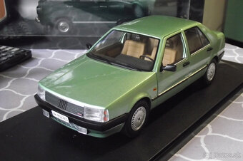 1:18 Fiat Croma - 4