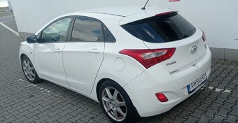 Hyundai i30 102 000 km - 4