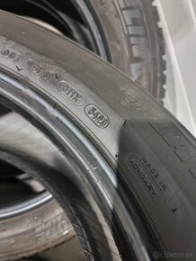 Zimné Pneu Michelin LatitudeAlpin LA2 235/55 R19 - 4