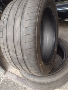 Predám dve letné pneu Bridgestone 275/40R18 - 4