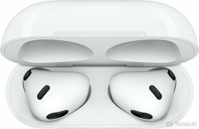 Apple AirPods (3. generácie) s Lightning s nabíjacím puzdrom - 4