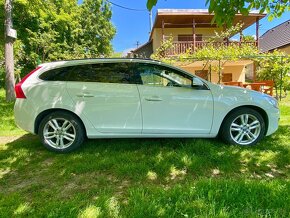 Volvo V60 D4 Momentum 120kw - 4