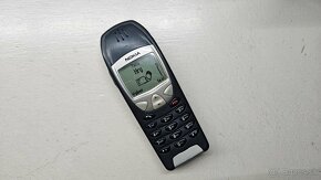 Retro mobil - Nokia 6210 - bez nabíjačky - 4