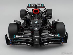 LEGO Technic formula Mercedes-AMG F1 W14 E Performance 42171 - 4