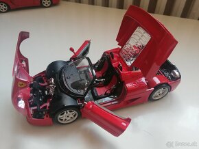 1:18 predam modely Ferrari od Bburago - 4