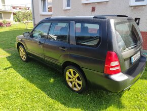 SUBARU FORESTER 2.5XT - 4