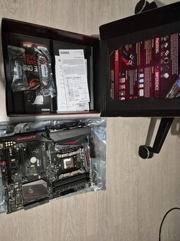 Asus ROG Maximus Hero VIII - 4