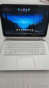 HP SPLIT X2 – DOTYKOVÝ NOTEBOOK A TABLET - 4